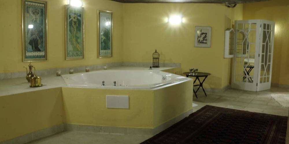 Villa Serena Bed & Breakfast 엠부 외부 사진