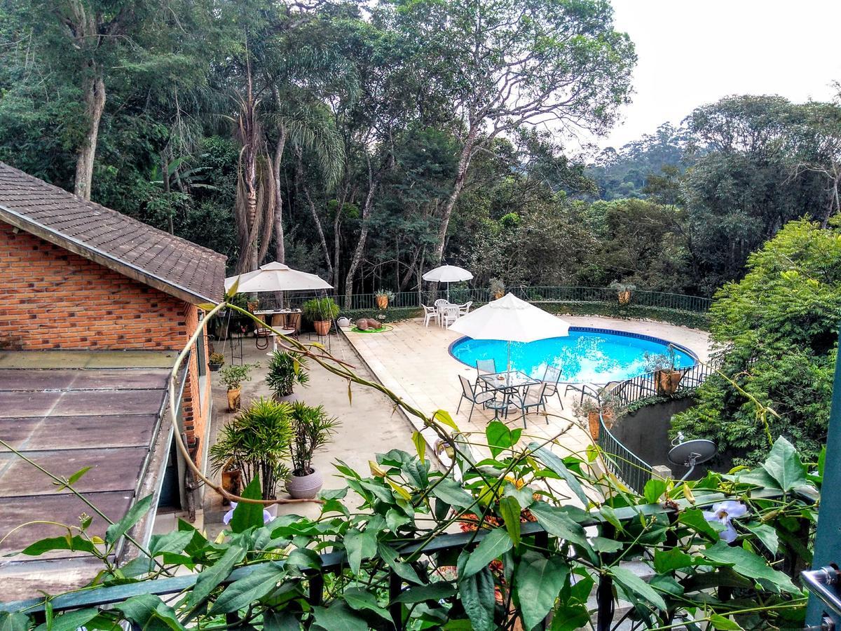 Villa Serena Bed & Breakfast 엠부 외부 사진
